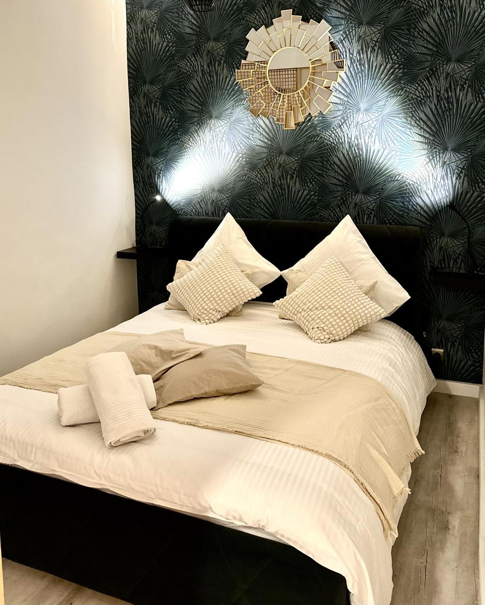 Apartment Near Old Town Krakau Buitenkant foto